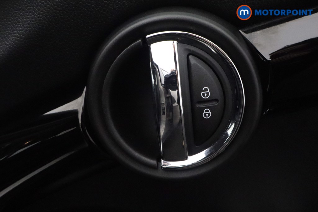 Mini Hatchback Cooper Classic Automatic Petrol Hatchback - Stock Number (1598528) - 20th supplementary image
