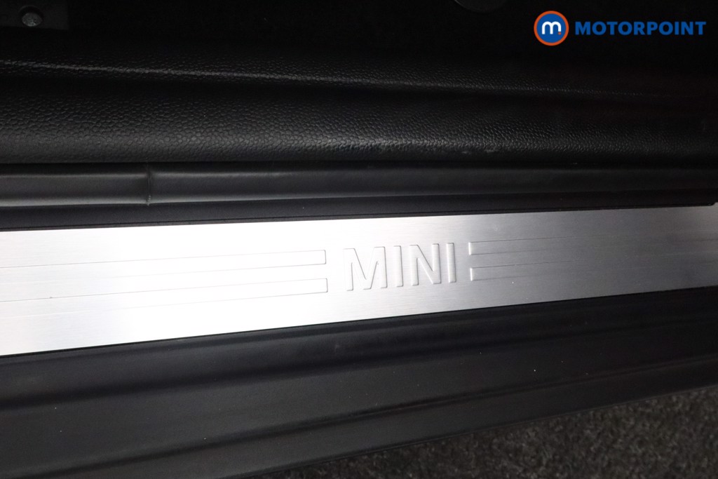 Mini Hatchback Cooper Classic Automatic Petrol Hatchback - Stock Number (1598528) - 21st supplementary image