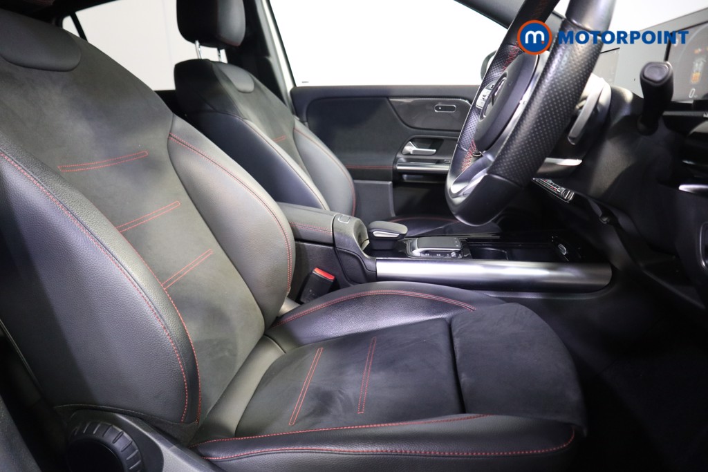 Mercedes-Benz GLA Amg Line Automatic Petrol SUV - Stock Number (1598554) - 16th supplementary image