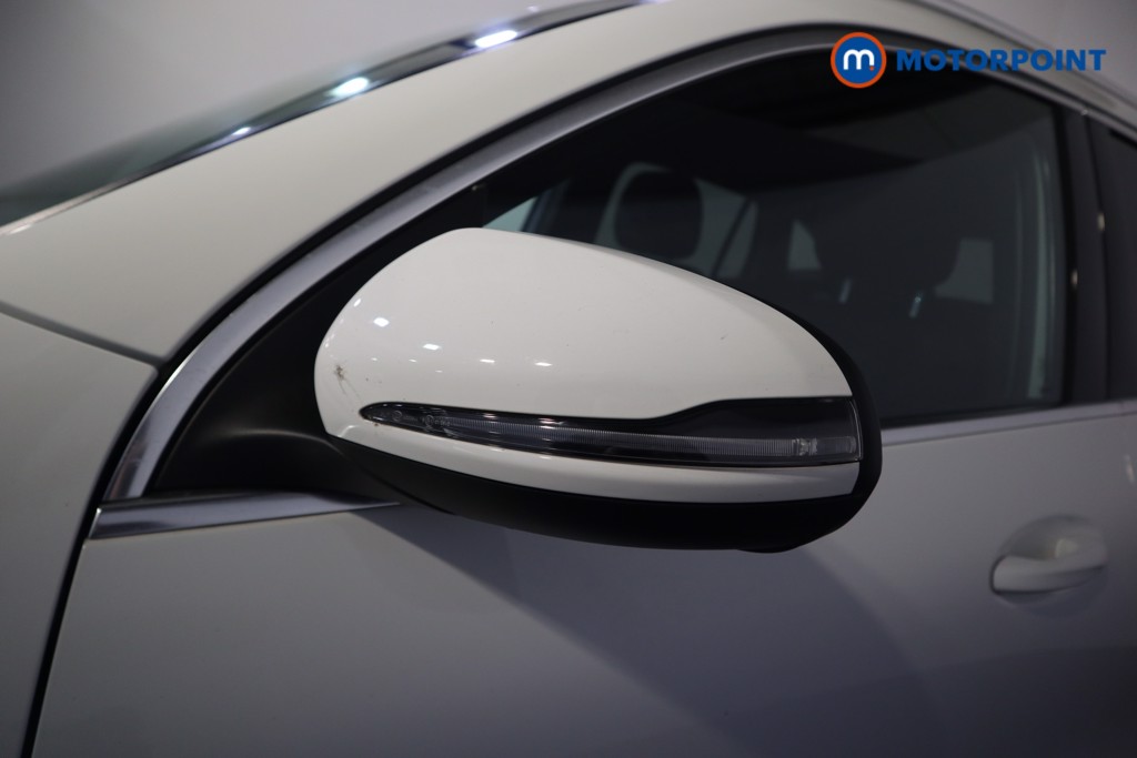 Mercedes-Benz GLA Amg Line Automatic Petrol SUV - Stock Number (1598554) - 30th supplementary image