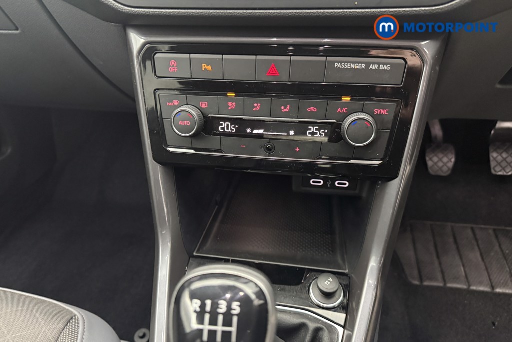 Volkswagen T-Cross SEL Manual Petrol SUV - Stock Number (1598556) - 16th supplementary image