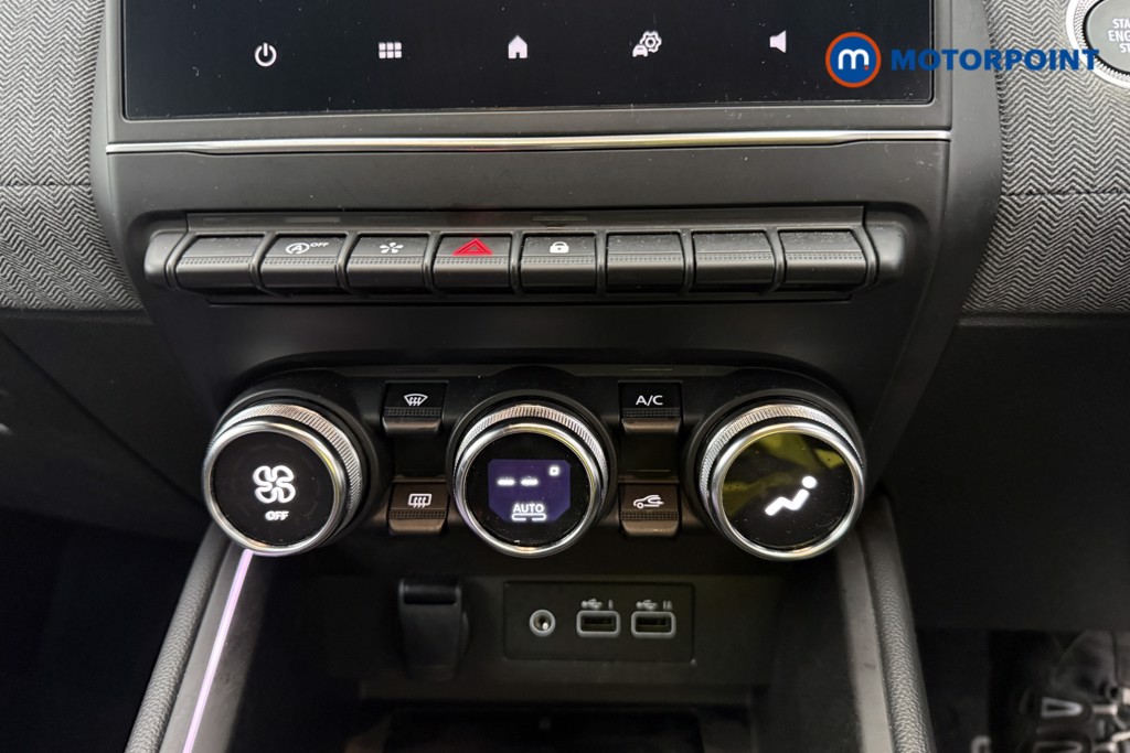 Renault Clio Techno Manual Petrol Hatchback - Stock Number (1598649) - 24th supplementary image