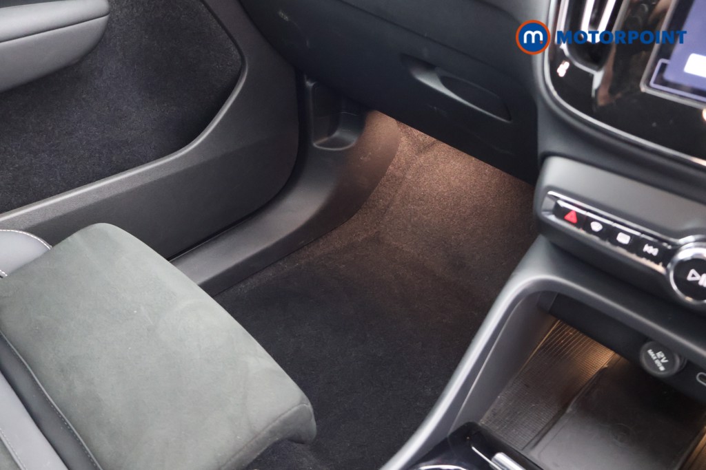 Volvo Xc40 Twin Plus Automatic Electric SUV - Stock Number (1598793) - 8th supplementary image