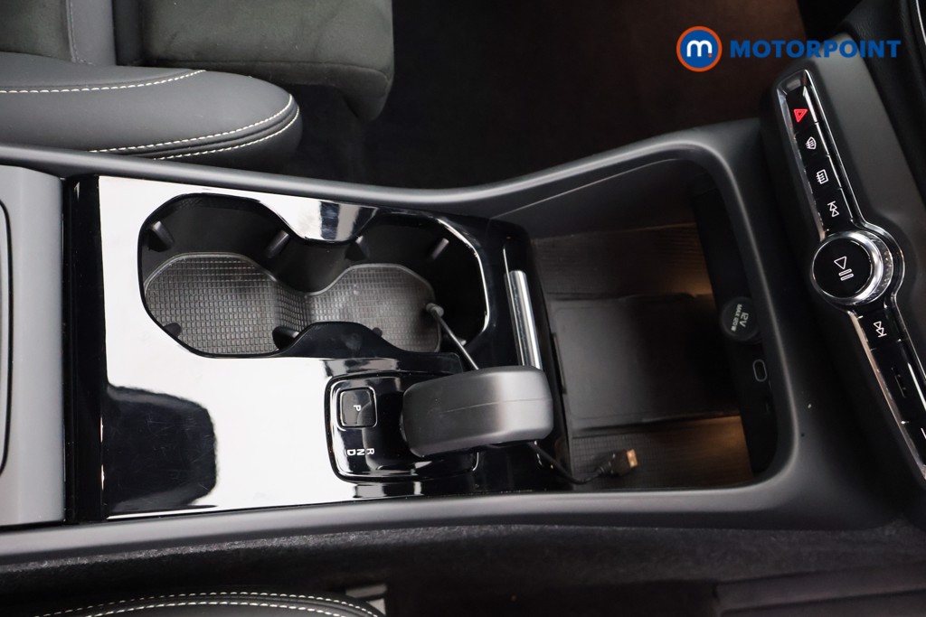 Volvo Xc40 Twin Plus Automatic Electric SUV - Stock Number (1598793) - 9th supplementary image