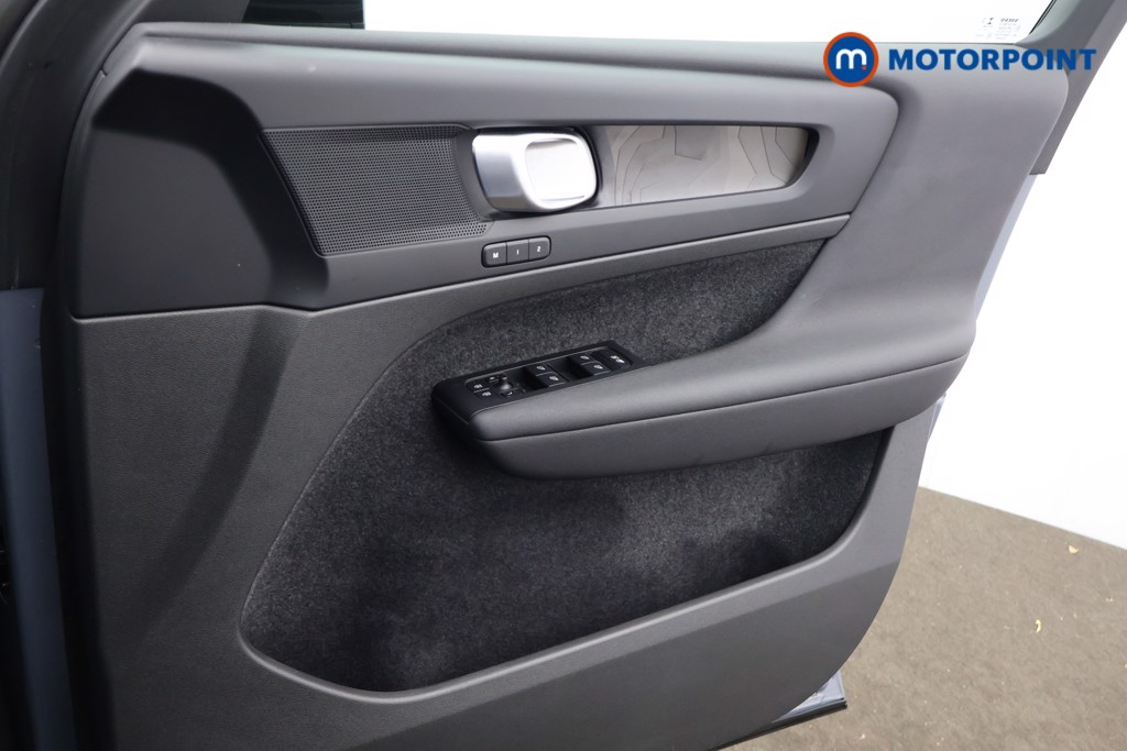 Volvo Xc40 Twin Plus Automatic Electric SUV - Stock Number (1598793) - 10th supplementary image