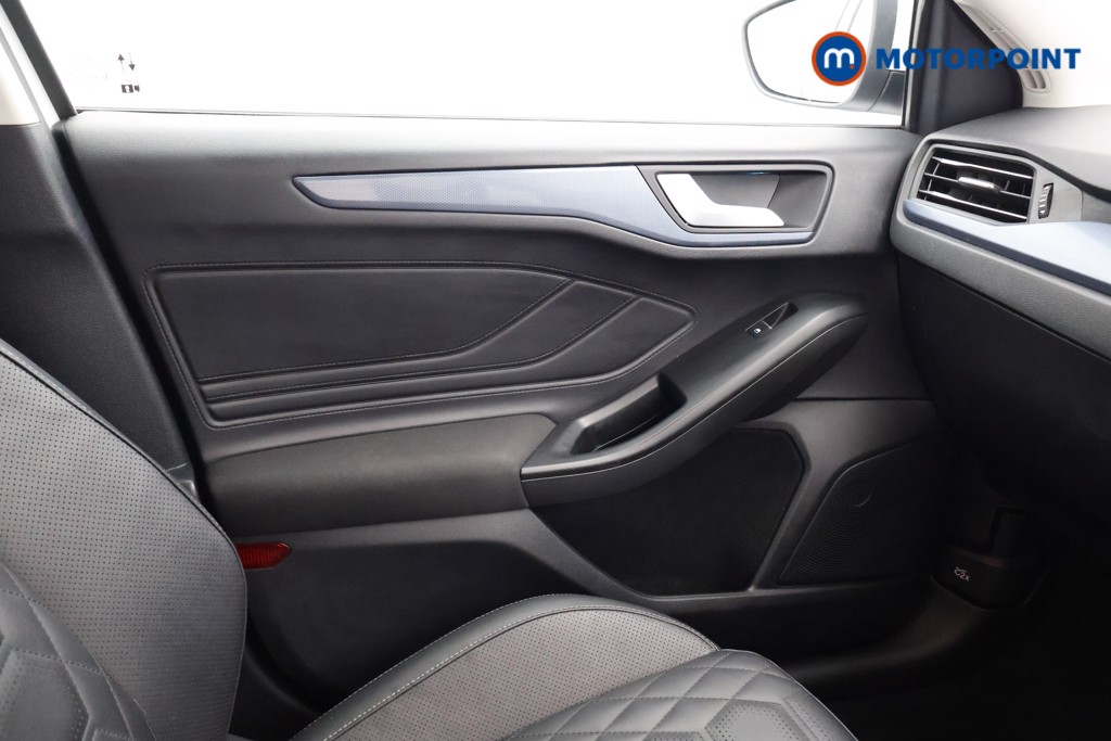 Ford Focus Active X Manual Petrol Estate - Stock Number (1598990) - 7th supplementary image