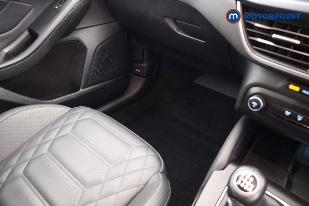 Ford Focus Active X Manual Petrol Estate - Stock Number (1598990) - 8th supplementary image