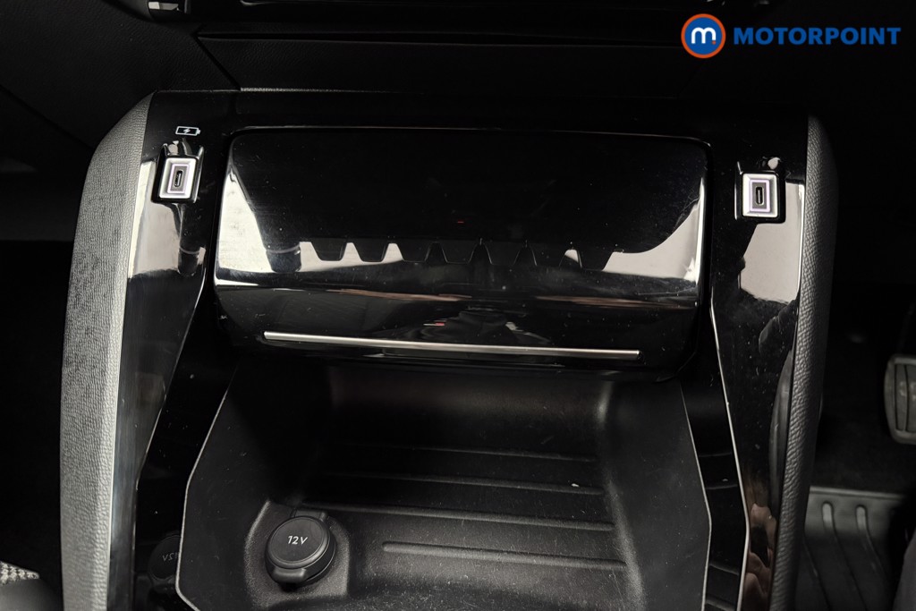 Peugeot 2008 Allure Manual Petrol SUV - Stock Number (1599176) - 14th supplementary image