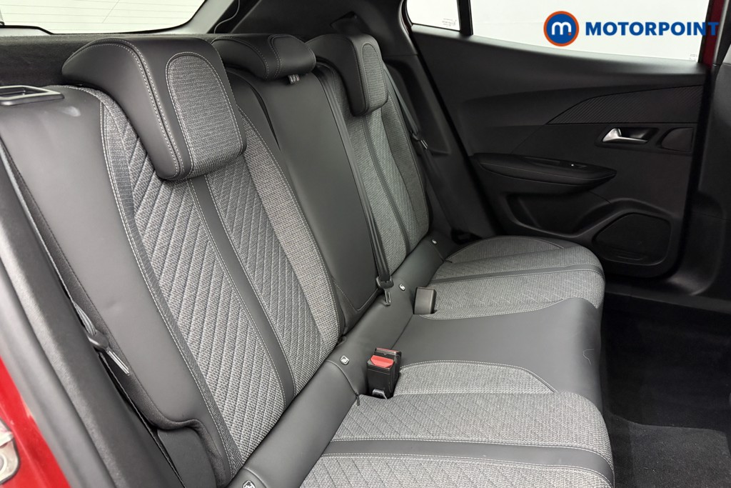 Peugeot 2008 Allure Manual Petrol SUV - Stock Number (1599176) - 23rd supplementary image