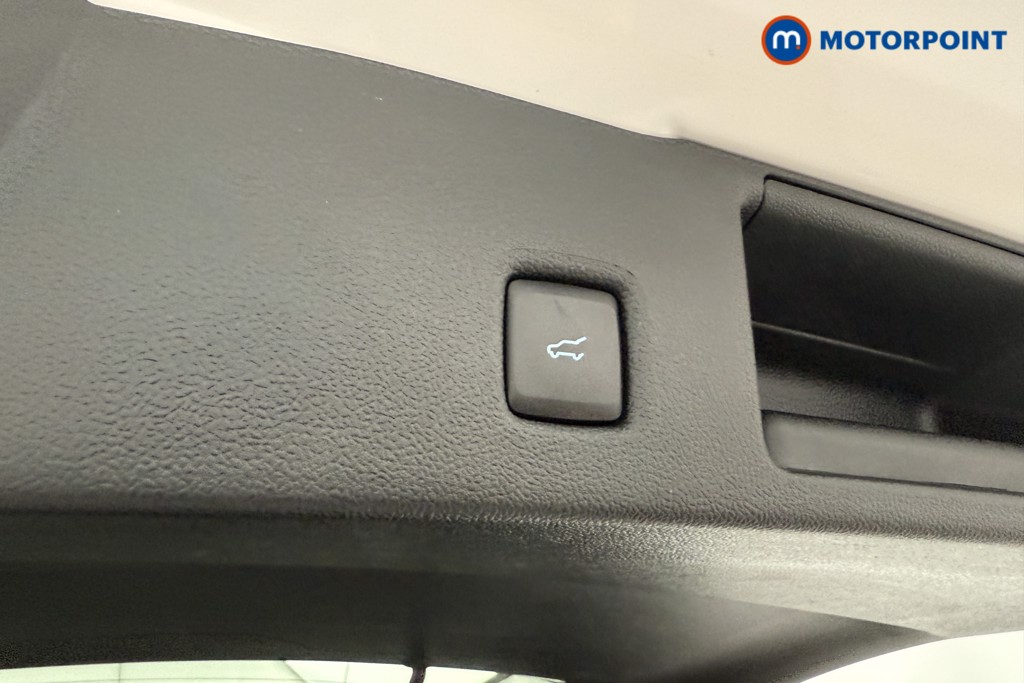 Ford Kuga St-Line X Edition Automatic Petrol Plug-In Hybrid SUV - Stock Number (1599210) - 32nd supplementary image