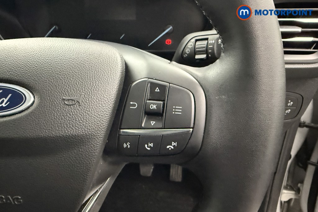 Ford Focus Active Manual Petrol Hatchback - Stock Number (1599376) - 4th supplementary image