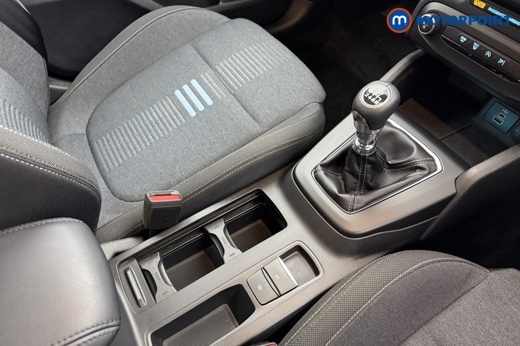 Ford Focus Active Manual Petrol Hatchback - Stock Number (1599376) - 15th supplementary image