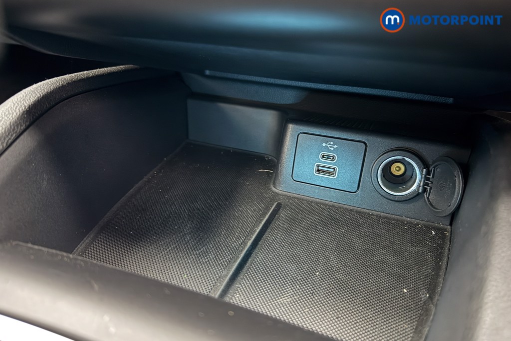 Ford Focus St-Line Automatic Petrol Hatchback - Stock Number (1599382) - 14th supplementary image