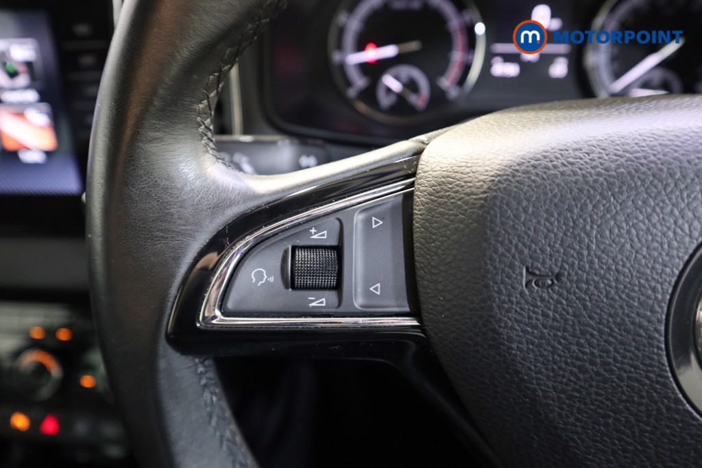 Skoda Karoq Se Technology Manual Petrol SUV - Stock Number (1599437) - 3rd supplementary image