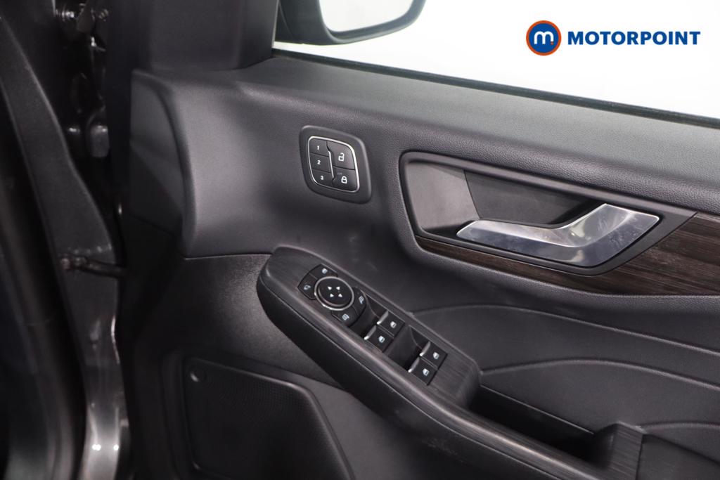 Ford Kuga Vignale Automatic Petrol Plug-In Hybrid SUV - Stock Number (1599510) - 13th supplementary image