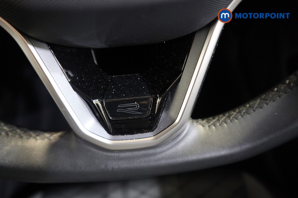 Volkswagen Golf R-Line Automatic Diesel Hatchback - Stock Number (1599637) - 5th supplementary image