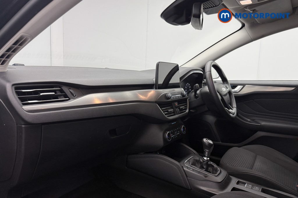 Ford Focus Titanium Manual Petrol Hatchback - Stock Number (1599781) - 8th supplementary image
