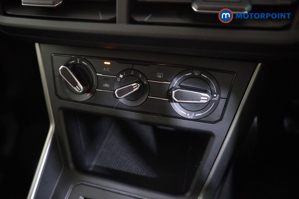 Volkswagen Polo Match Manual Petrol Hatchback - Stock Number (1600000) - 7th supplementary image