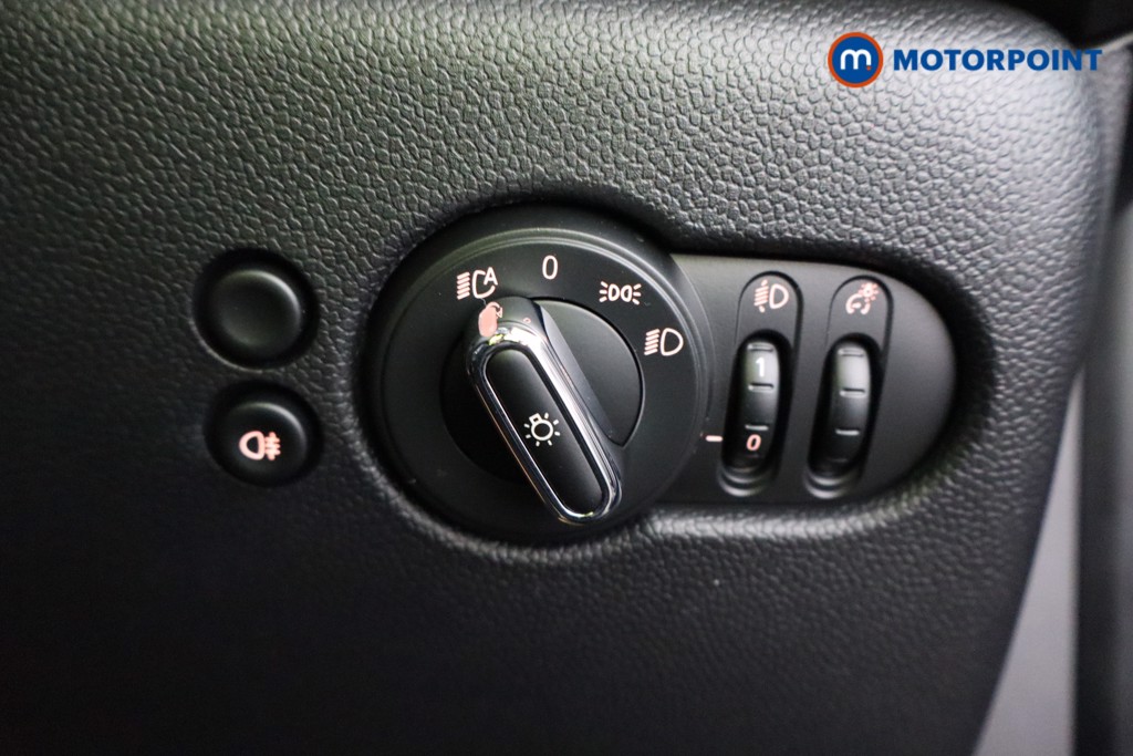 Mini Hatchback Cooper S Exclusive Automatic Petrol Hatchback - Stock Number (1600077) - 7th supplementary image