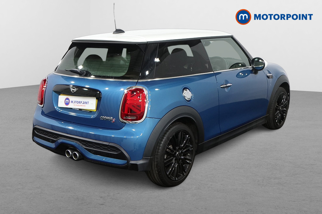 Mini Hatchback Cooper S Exclusive Automatic Petrol Hatchback - Stock Number (1600077) - Drivers side rear corner