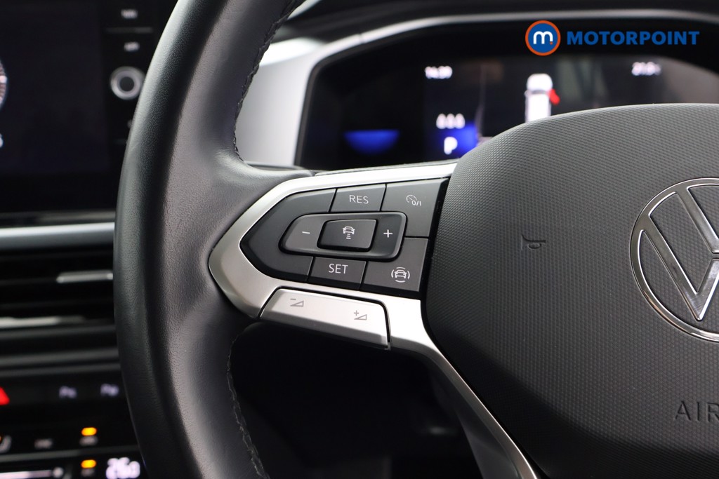 Volkswagen T-Roc Life Automatic Petrol SUV - Stock Number (1600128) - 2nd supplementary image