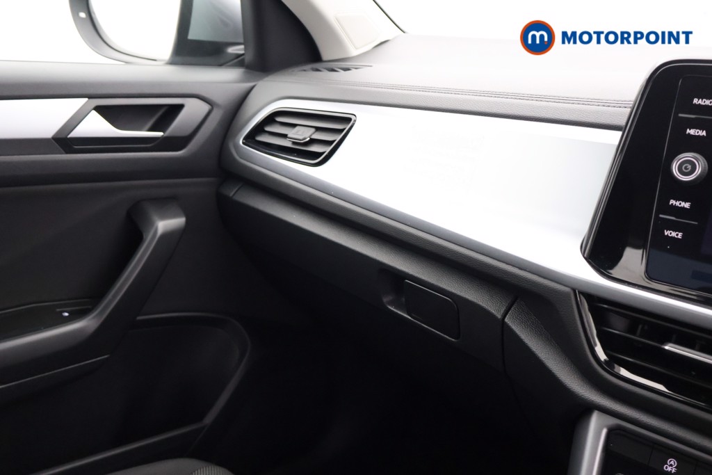 Volkswagen T-Roc Life Automatic Petrol SUV - Stock Number (1600128) - 6th supplementary image