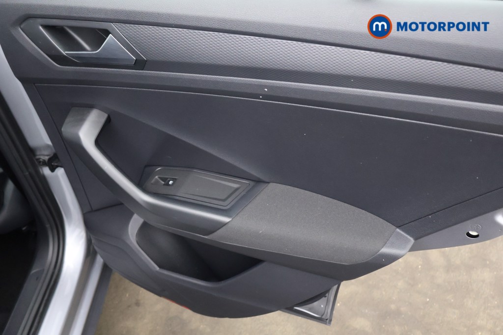 Volkswagen T-Roc Life Automatic Petrol SUV - Stock Number (1600128) - 14th supplementary image