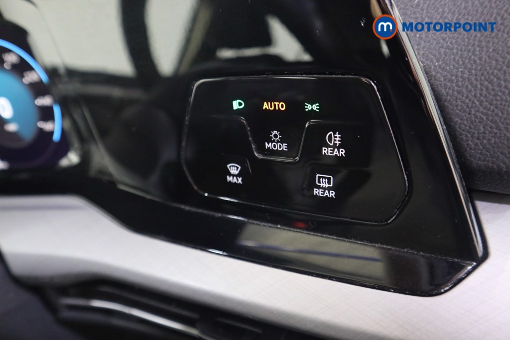 Volkswagen Golf Life Manual Petrol Hatchback - Stock Number (1600198) - 11th supplementary image