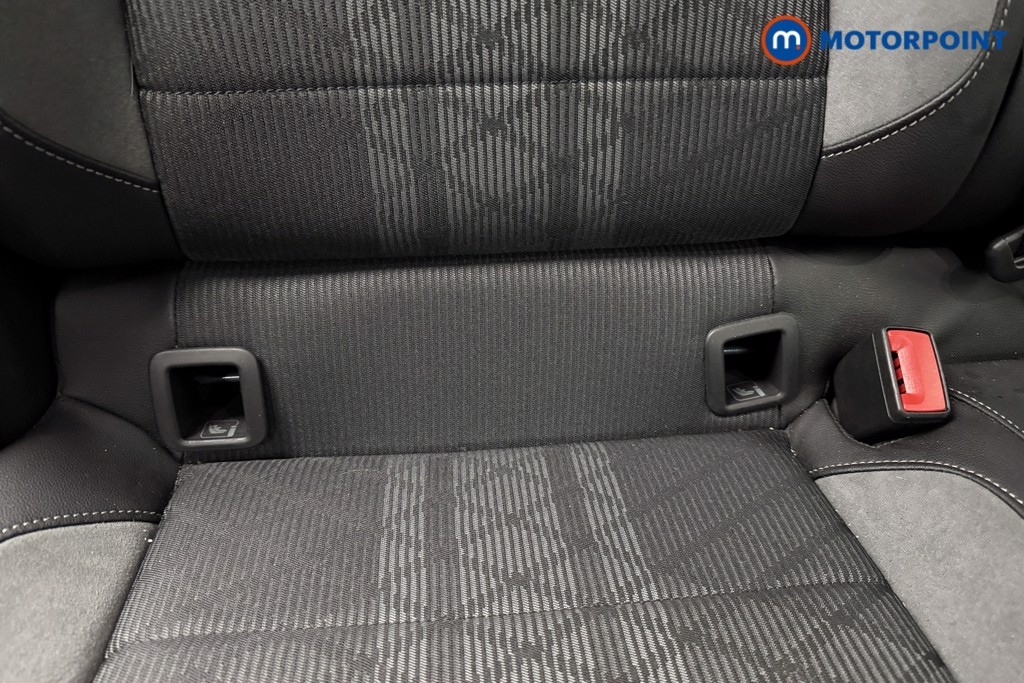 Volkswagen T-Roc R-Line Manual Petrol SUV - Stock Number (1600279) - 24th supplementary image