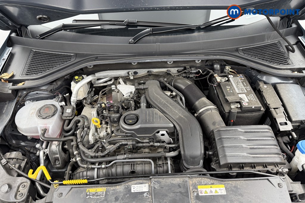 Volkswagen T-Roc R-Line Manual Petrol SUV - Stock Number (1600279) - 29th supplementary image