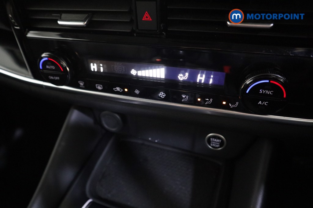 Nissan Qashqai N-Connecta Manual Petrol SUV - Stock Number (1600332) - 7th supplementary image