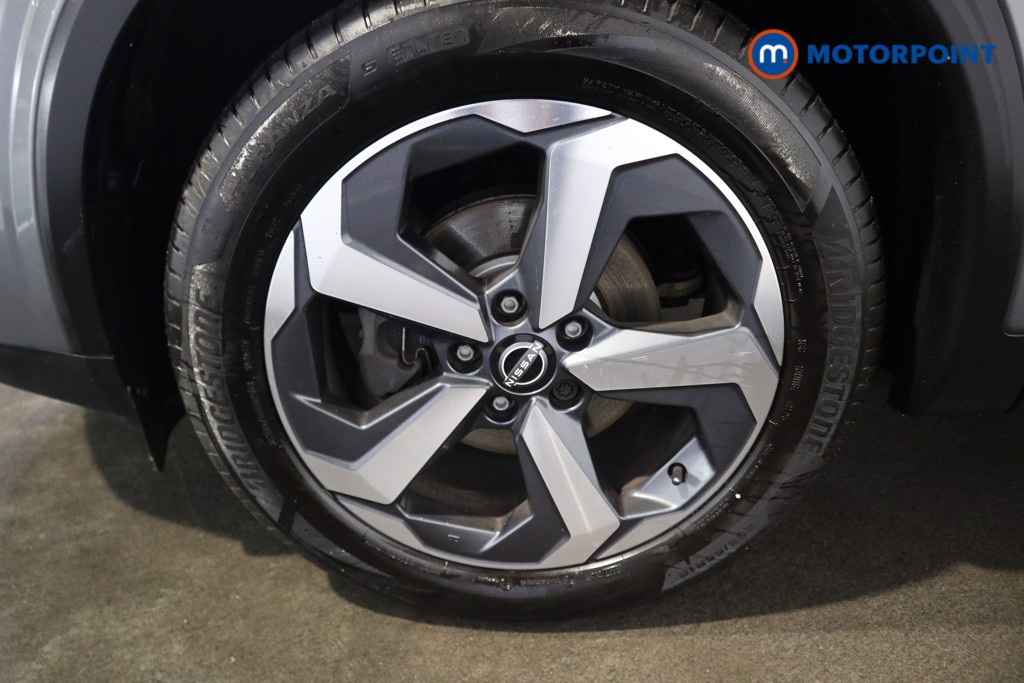Nissan Qashqai N-Connecta Manual Petrol SUV - Stock Number (1600332) - 20th supplementary image