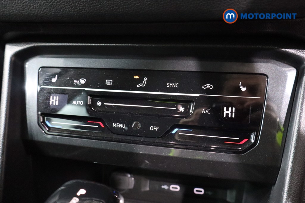 Volkswagen Tiguan Active Automatic Petrol SUV - Stock Number (1600411) - 15th supplementary image