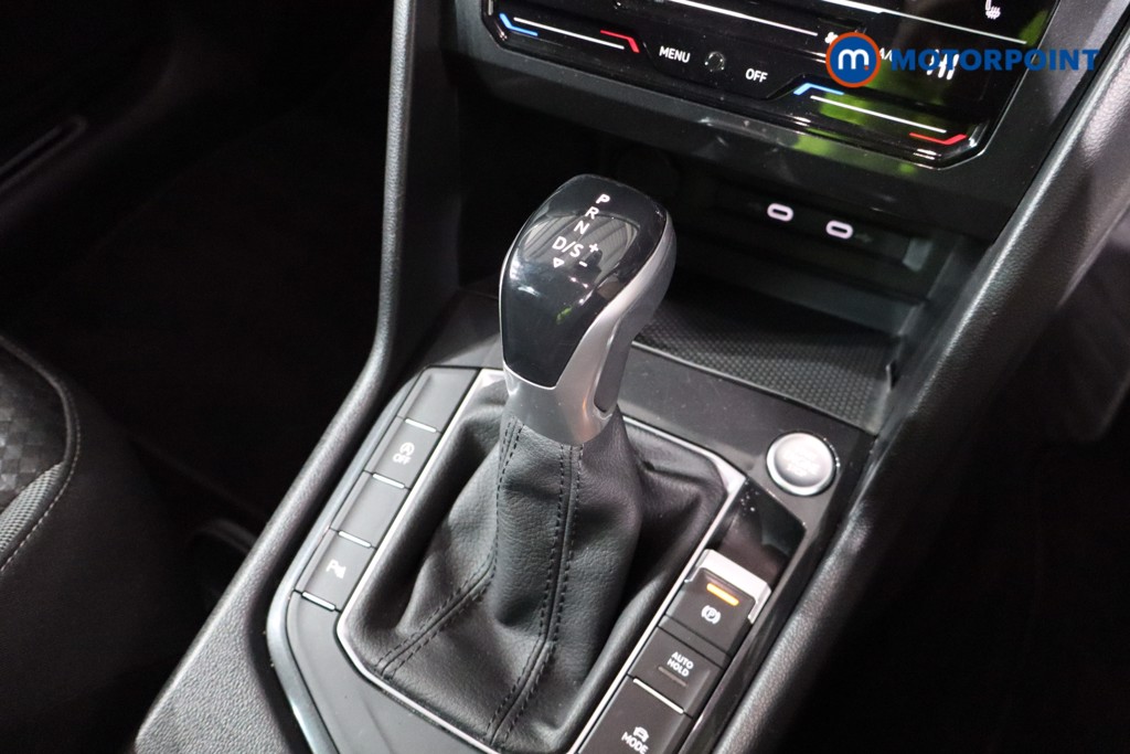 Volkswagen Tiguan Active Automatic Petrol SUV - Stock Number (1600411) - 17th supplementary image