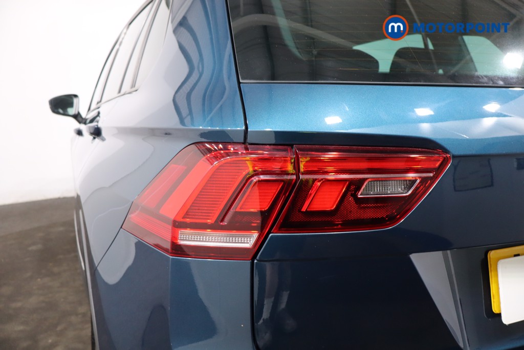 Volkswagen Tiguan Active Automatic Petrol SUV - Stock Number (1600411) - 29th supplementary image