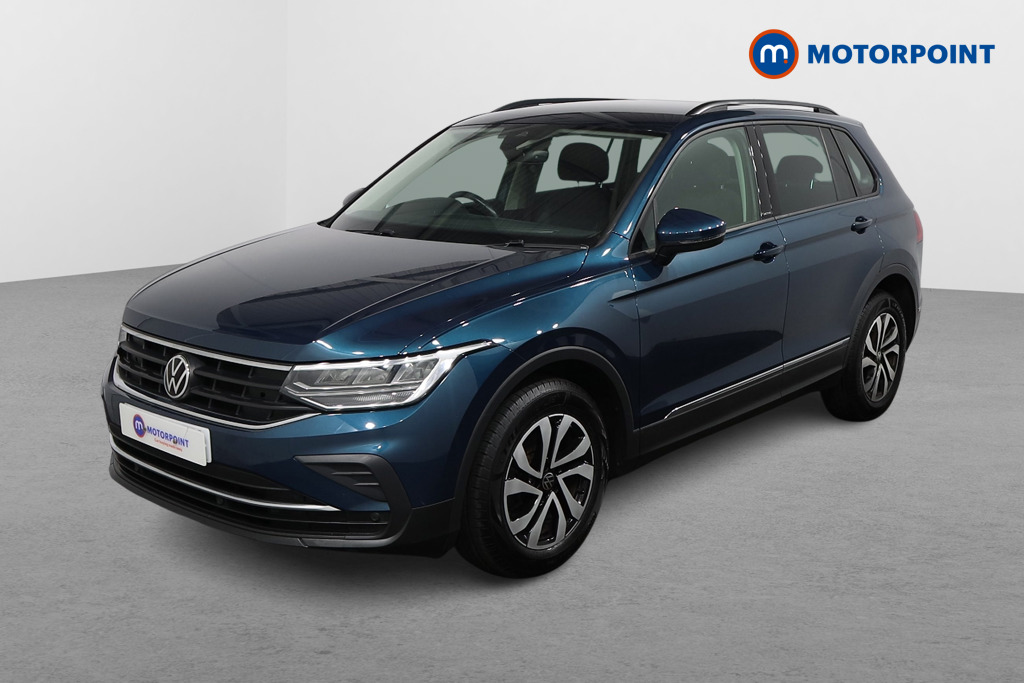 Volkswagen Tiguan Active Automatic Petrol SUV - Stock Number (1600411) - Passenger side front corner