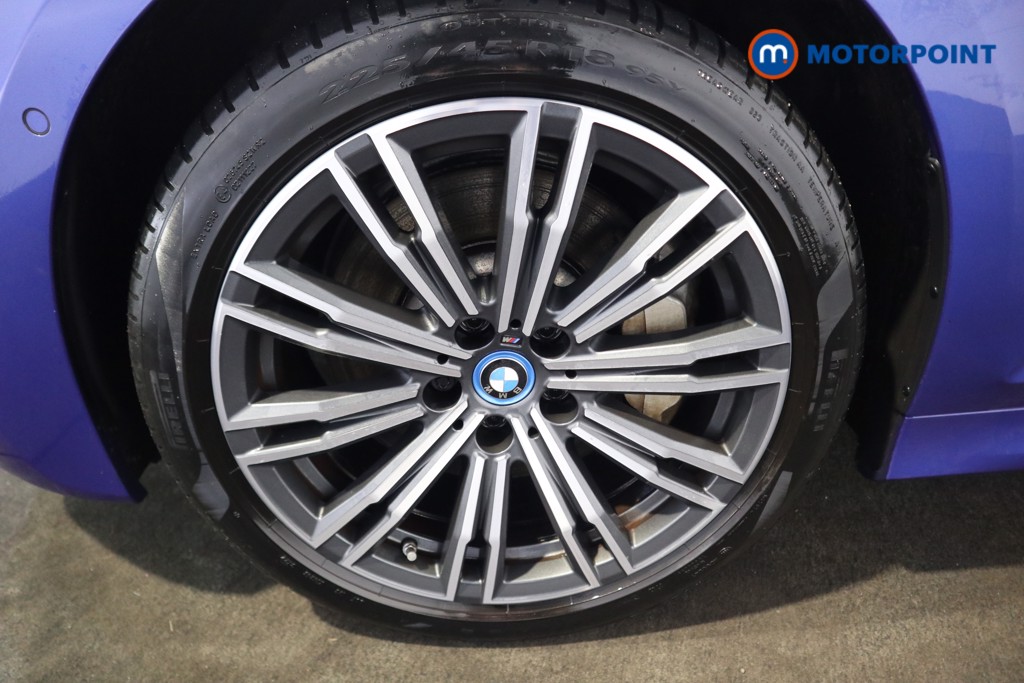 BMW 3 Series M Sport Automatic Petrol Plug-In Hybrid Estate - Stock Number (1600981) - 26th supplementary image