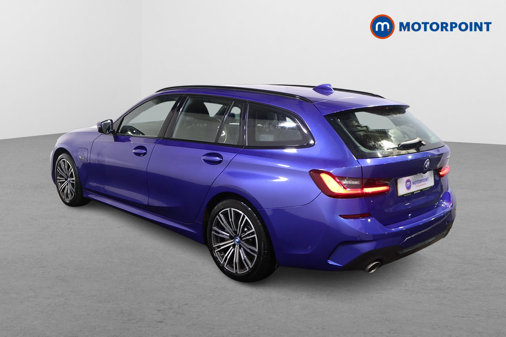 BMW 3 Series M Sport Automatic Petrol Plug-In Hybrid Estate - Stock Number (1600981) - Passenger side rear corner