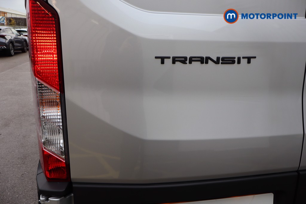 Ford Transit Leader Automatic Diesel Medium Roof Van - Stock Number (1601042) - 23rd supplementary image