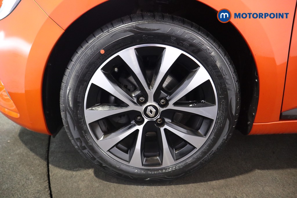 Renault Clio Iconic Edition Manual Petrol Hatchback - Stock Number (1601157) - 14th supplementary image