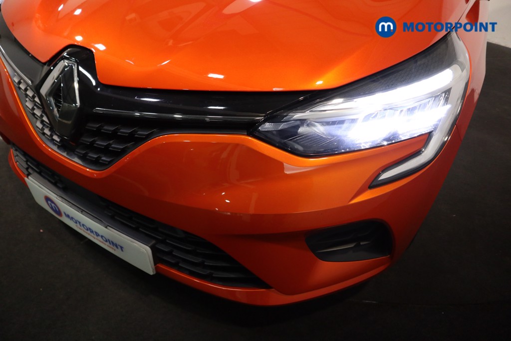 Renault Clio Iconic Edition Manual Petrol Hatchback - Stock Number (1601157) - 21st supplementary image