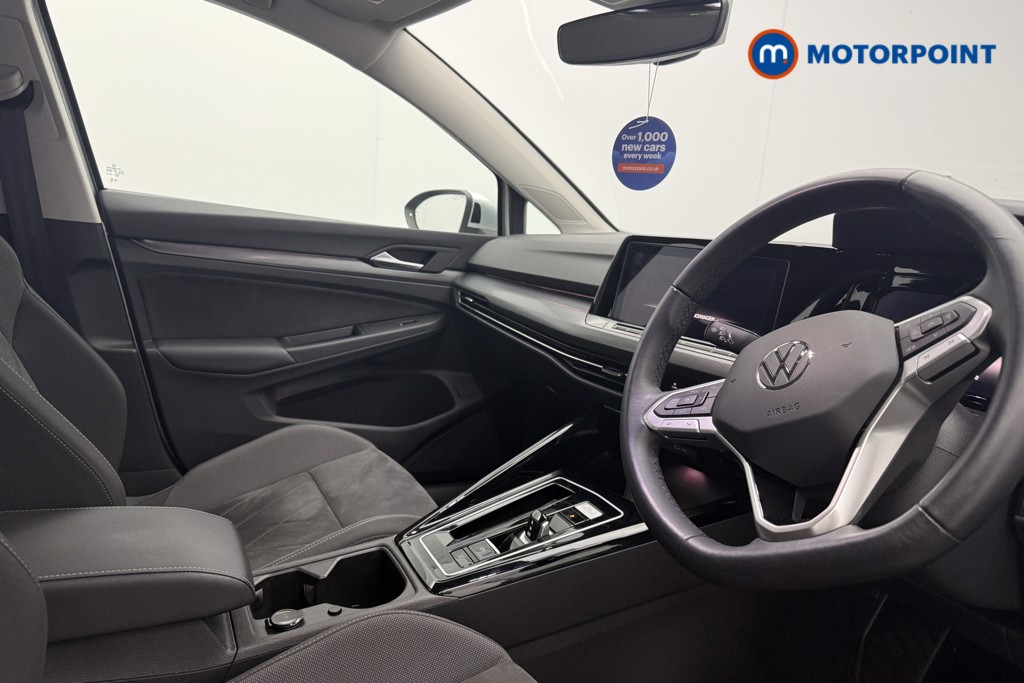 Volkswagen Golf Style Automatic Petrol Hatchback - Stock Number (1601665) - 5th supplementary image