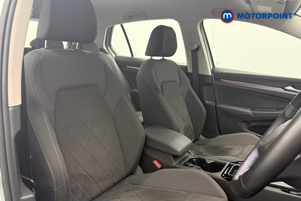 Volkswagen Golf Style Automatic Petrol Hatchback - Stock Number (1601665) - 6th supplementary image