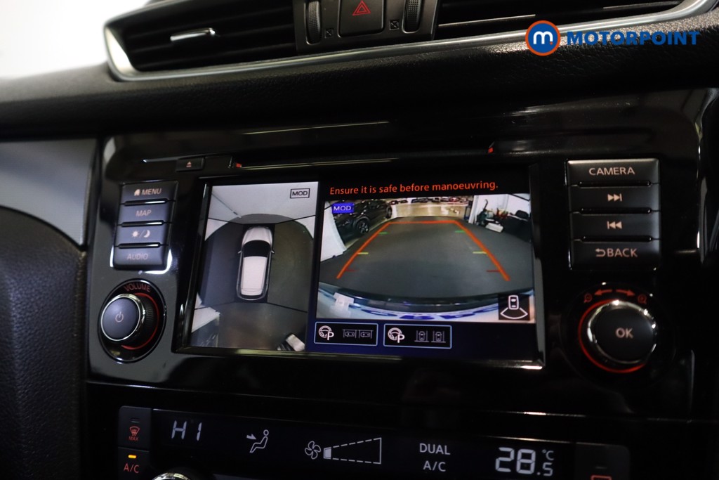 Nissan Qashqai N-Connecta Manual Petrol SUV - Stock Number (1601768) - 14th supplementary image