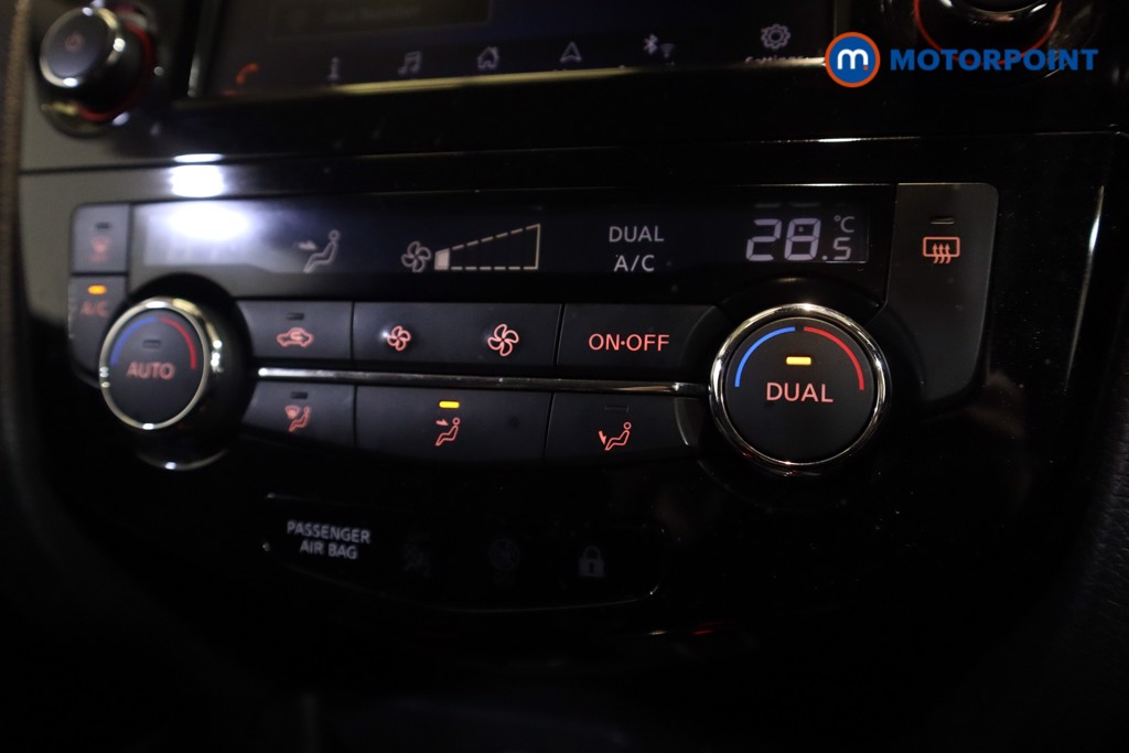 Nissan Qashqai N-Connecta Manual Petrol SUV - Stock Number (1601768) - 18th supplementary image