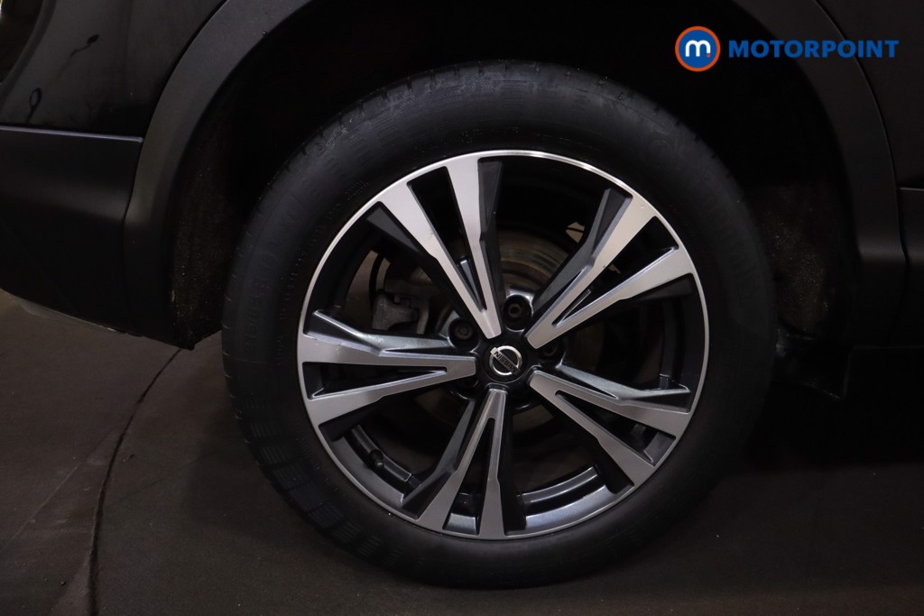 Nissan Qashqai N-Connecta Manual Petrol SUV - Stock Number (1601768) - 29th supplementary image