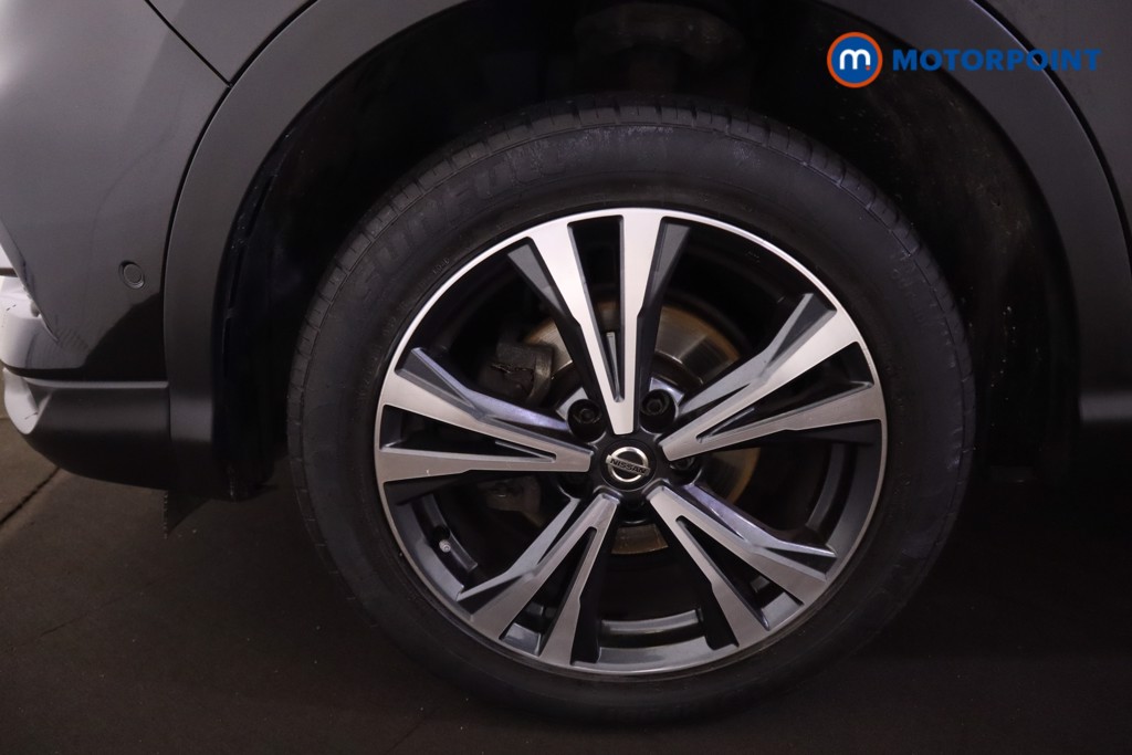 Nissan Qashqai N-Connecta Manual Petrol SUV - Stock Number (1601768) - 31st supplementary image