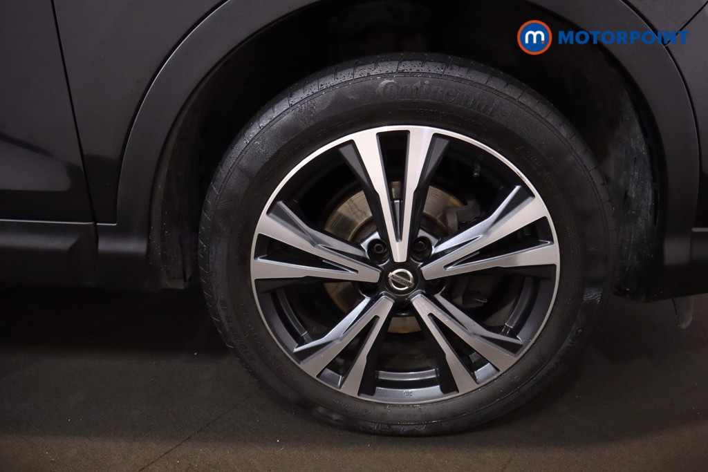 Nissan Qashqai N-Connecta Manual Petrol SUV - Stock Number (1601768) - 32nd supplementary image