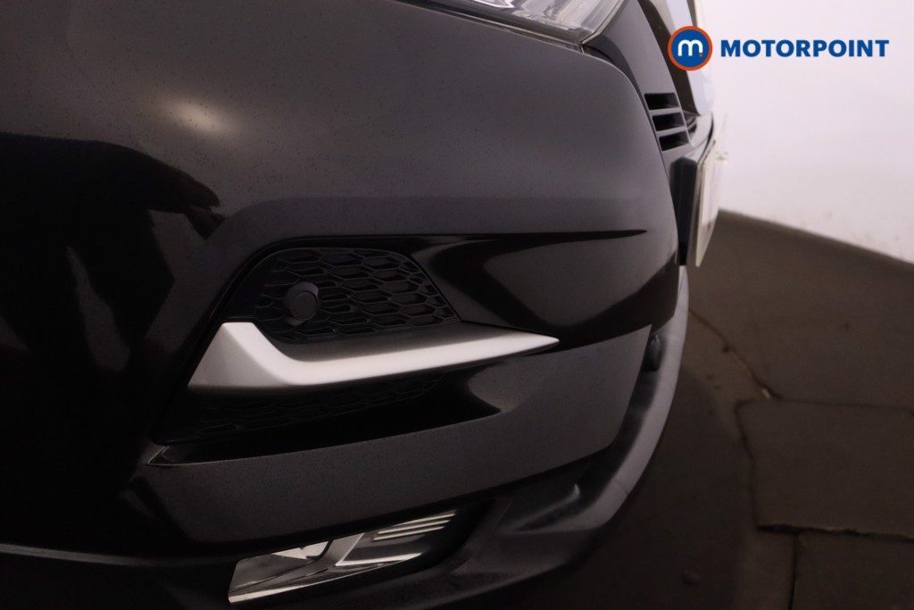 Nissan Qashqai N-Connecta Manual Petrol SUV - Stock Number (1601768) - 41st supplementary image