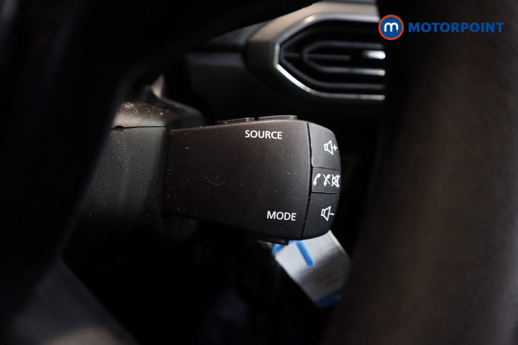 Dacia Sandero Essential Manual Petrol Hatchback - Stock Number (1601843) - 8th supplementary image